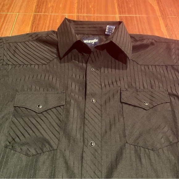 Wrangler Men’s Black Striped Western Pearl Snap Button Up Shirt Size XL - Picture 2 of 9